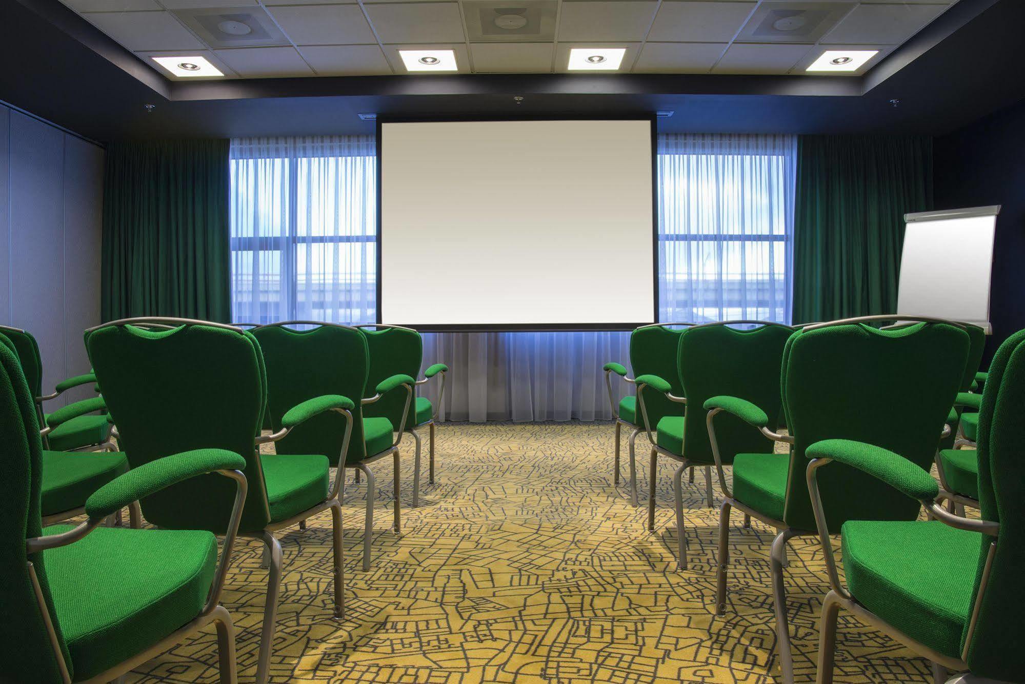 Park Inn By Radisson Amszterdam-Schiphol repülőtér Kültér fotó